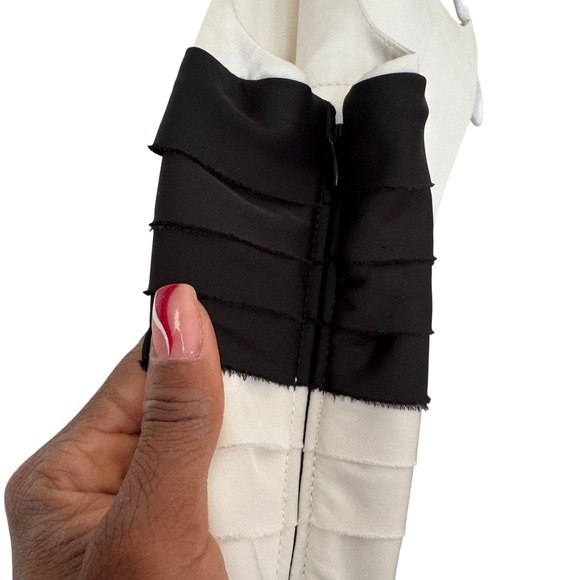 White House Black Market Black White Striped Tiered Ruffle Sleeveless Blouse 6 - Picture 7 of 7